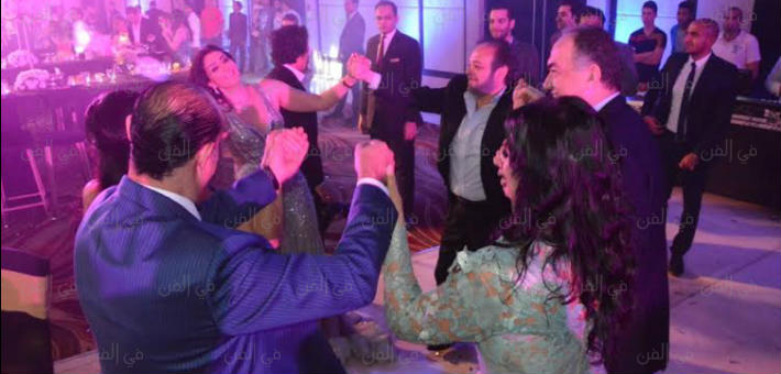 وفاء عامر ترقص مع زوجها