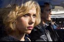 بالفيديو- سكارليت جوهانسون تفصح عن رأيها في عمرو واكد بعد فيلمهما Lucy