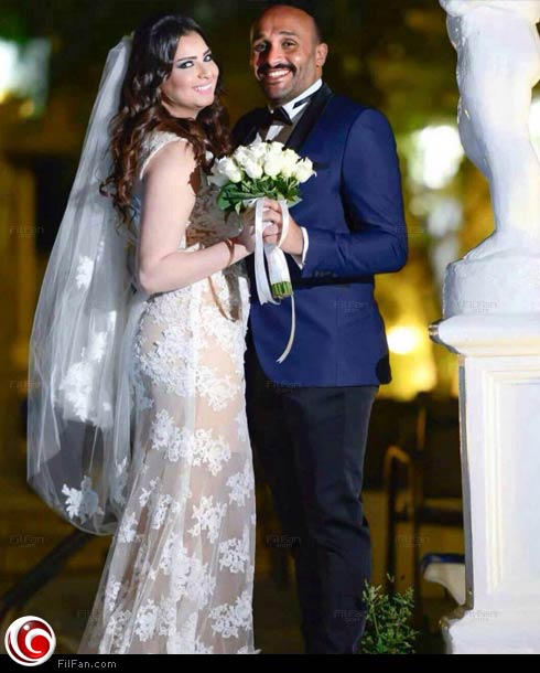 مصطفى محفوظ وعروسته