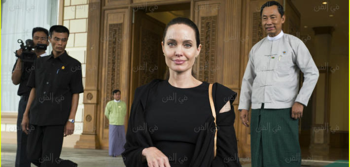 أنجلينا جولي في بورما