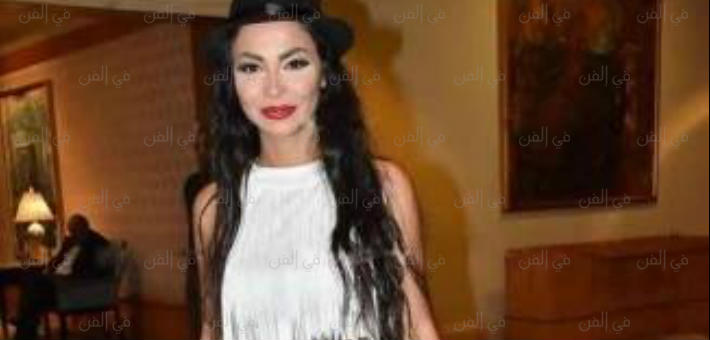 دوللي شاهين