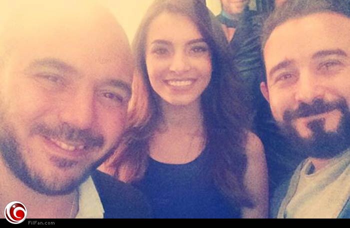 كارمن تتوسط أحمد عادل ومحمود العسيلي