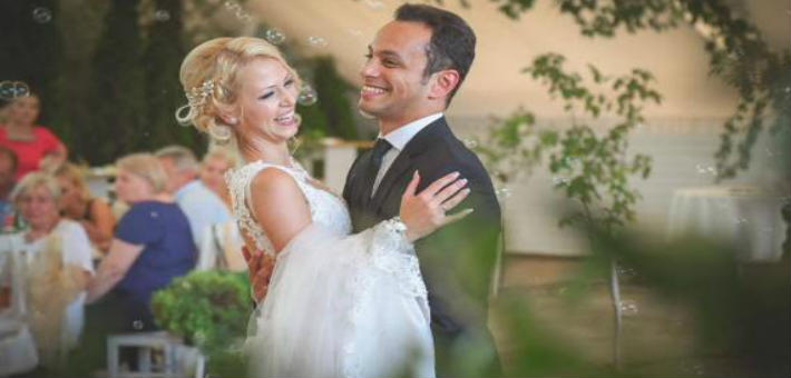 أحمد يحيى وآنيا