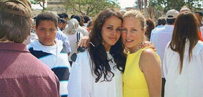 شيرين وابنتها