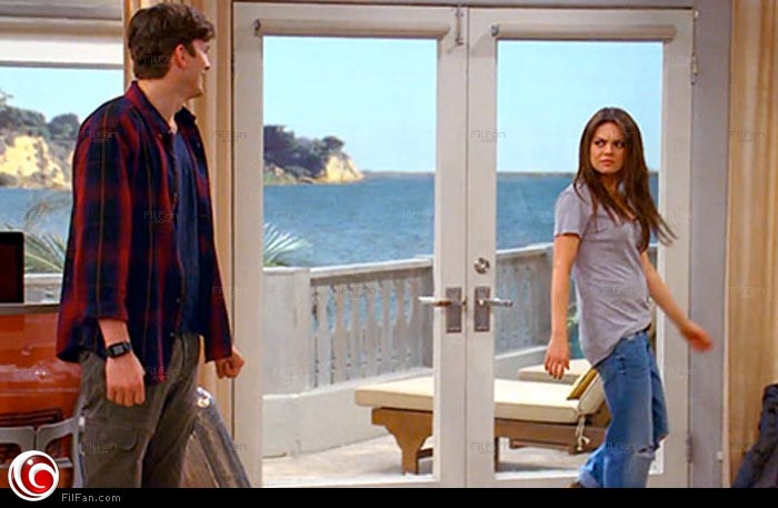 ميلا كونيس مع آشتون كوتشر في &quot;Two and a Half Men&quot;
