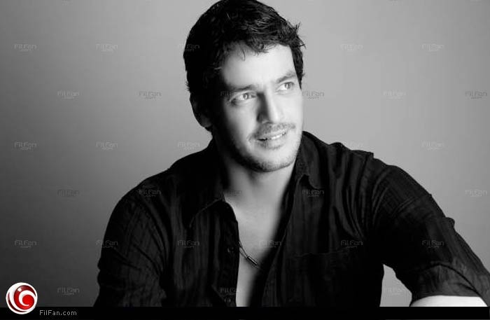 خالد أبو النجا