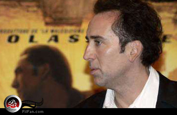 كيدج يصل إلى مؤتمر صحفي للترويج لعرض فيلمه &quot;الكنز&quot; في روما في الثاني من ديسمبر - الصورة من رويترز.