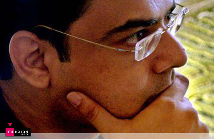 الكاتب الهندي بانكر خلال مقابلة مع رويترز يوم الثلاثاء - الصورة من رويترز