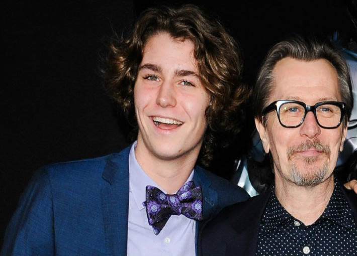 جاري أولدمان ونجله