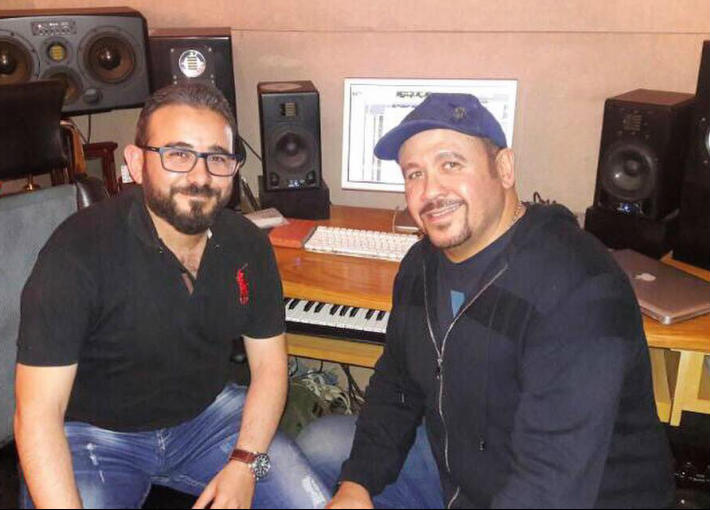 هشام عباس مع الموزع أحمد عادل