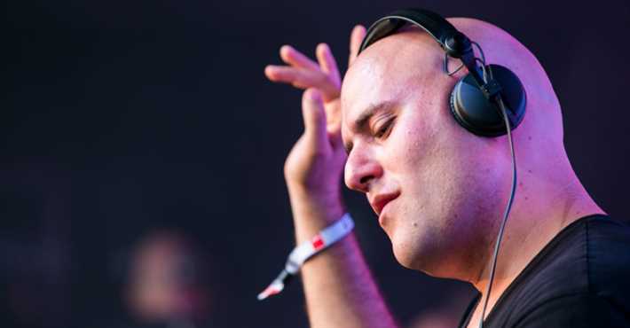 فيلا عضو فريق &quot;علي وفيلا&quot;