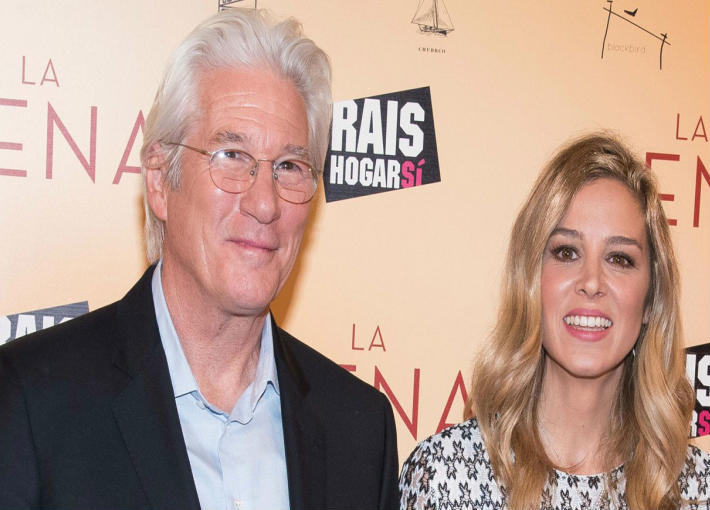 ريتشارد جير وزوجته أليخاندرا سليفا