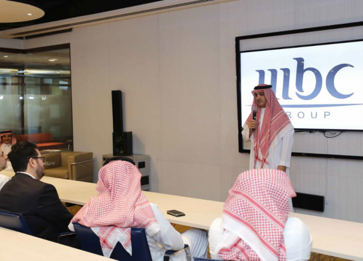 اجتماع كبار المدراء والتنفيذيين والإداريين في MBC برئاسة الشيخ وليد بن ابراهيم