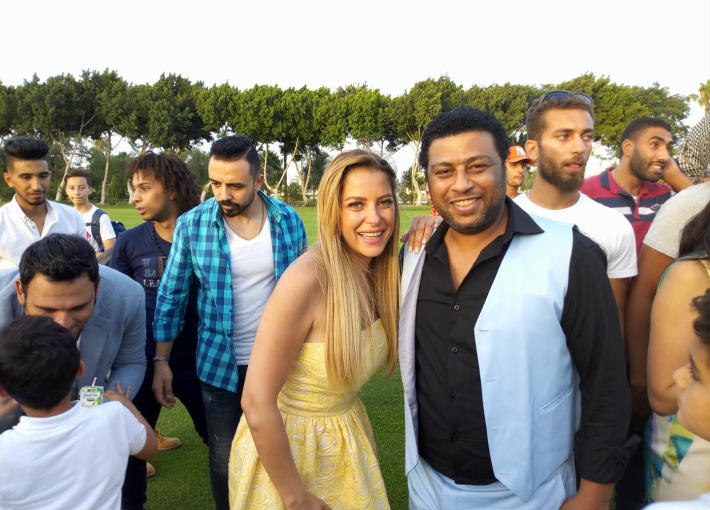 محمد جمعة يبتسم