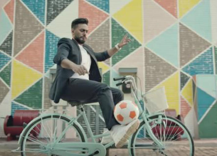 تامر حسني في &quot;عيش بشوقك&quot;