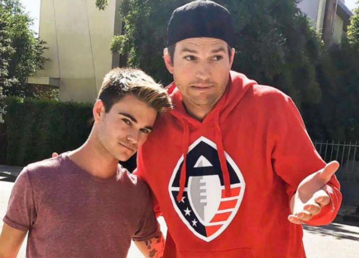 أشتون كوتشر