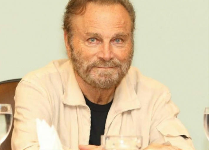 فرانكو نيرو في تكريمه بمهرجان الإسكندرية
