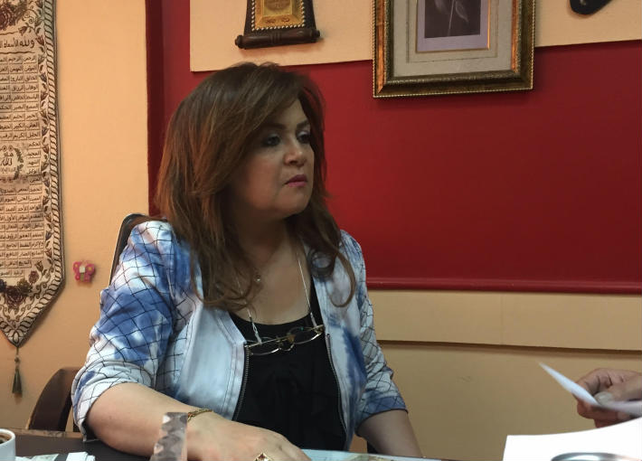 نهلة عبد العزيز