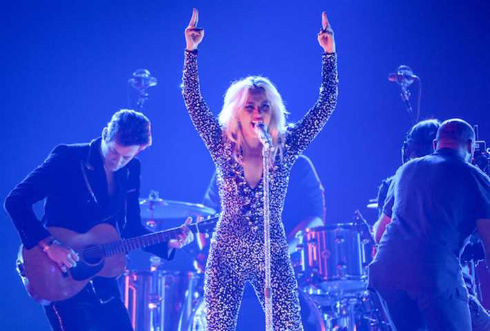 ليدي جاجا في حفل الجرامي 