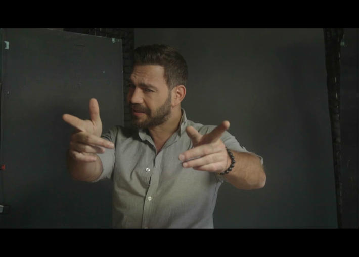 إيوان في &quot;بفتكر الخير&quot;