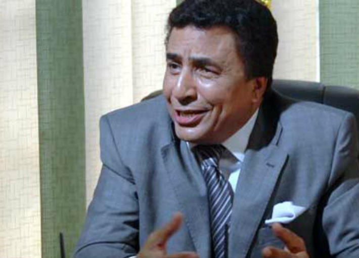 إسماعيل محمود