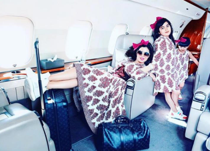 حليمة بولند وابنتيها