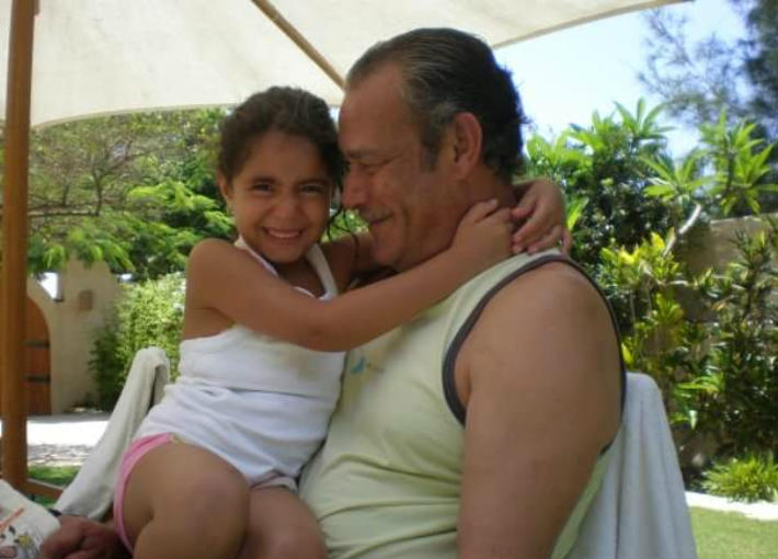 فاروق الفيشاوي وحفيدته