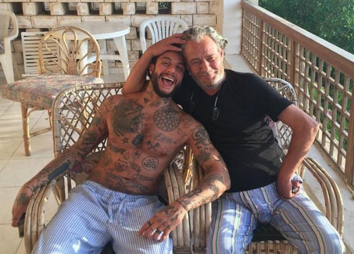 أحمد الفيشاوي ووالده