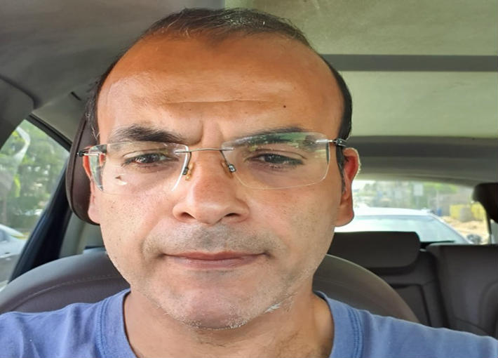 أيمن بهجت قمر