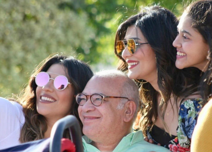 صلاح عبد الله وبناته