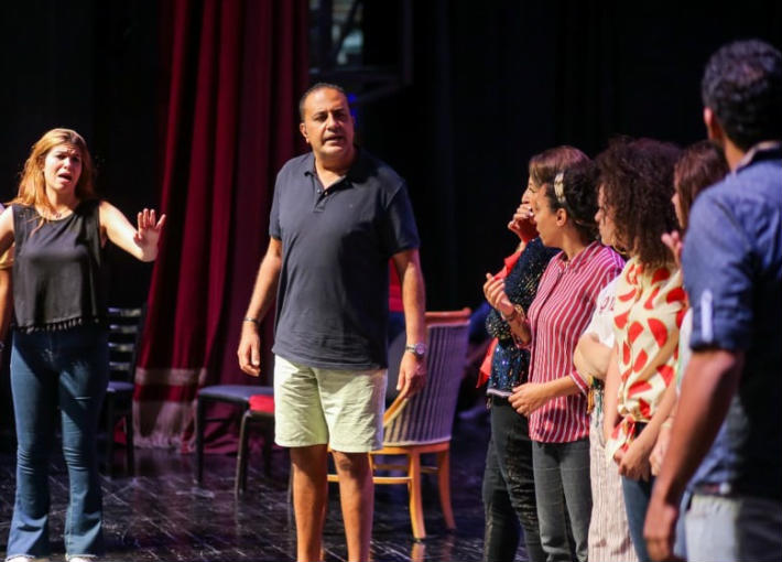 مسرحية &quot;اللي عليهم العين&quot;