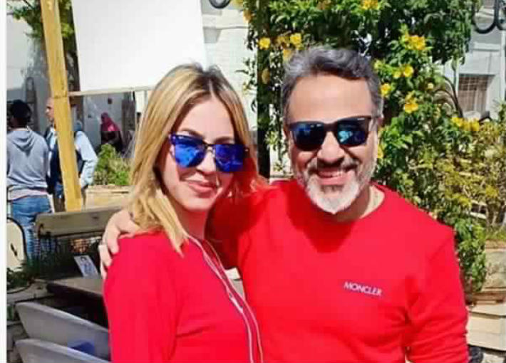 إيهاب فهمي وزوجته