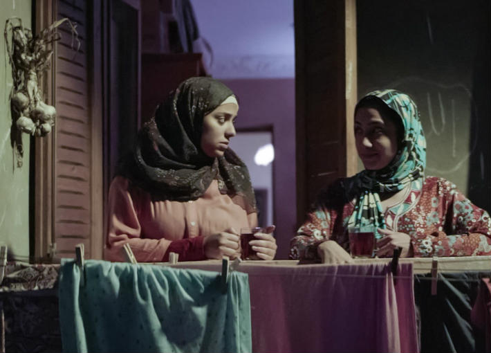 فيلم &quot;بين بحرين