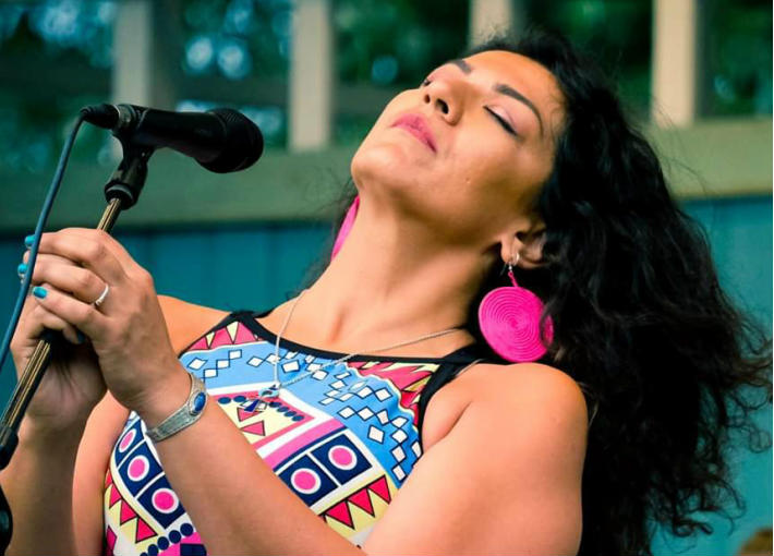 نادين الخالدي مؤسسة فرقة طرباند