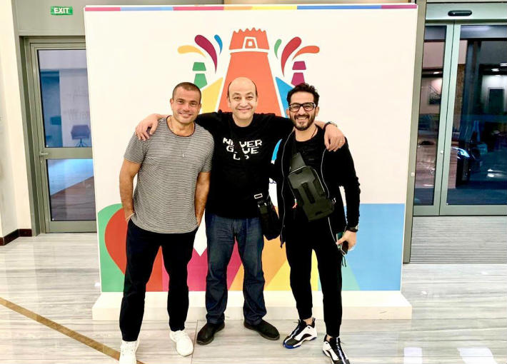 عمرو دياب وأحمد حلمي وعمرو أديب