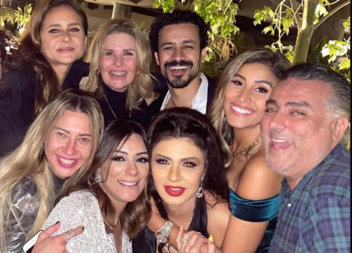 نيللي كريم ودينا الشربيني وأحمد دواد يسرا ونجلاء بدر وإنجي المقدم وتامر حبيب