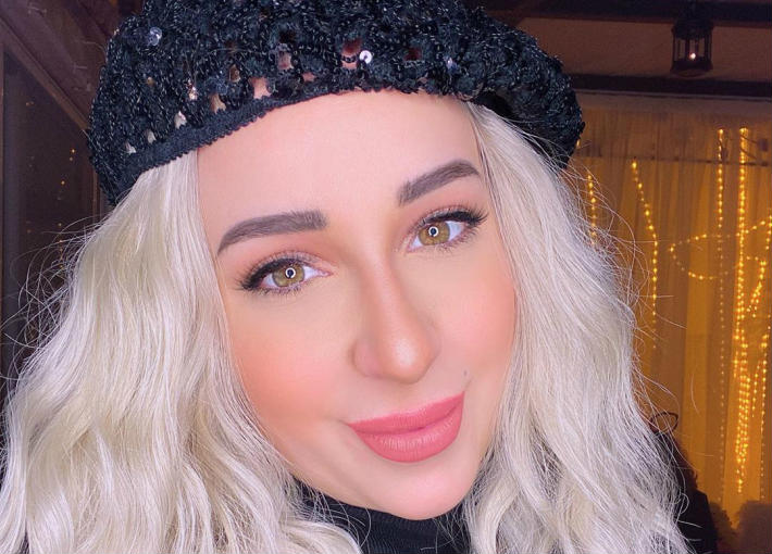 أسما شريف منير