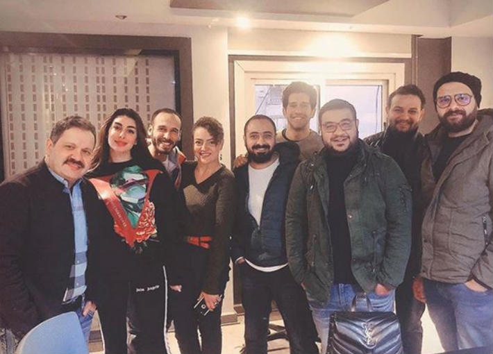 صورة لفريق عمل المسلسل