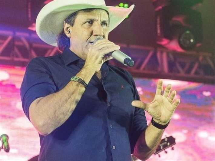 جوليانو سيزار
