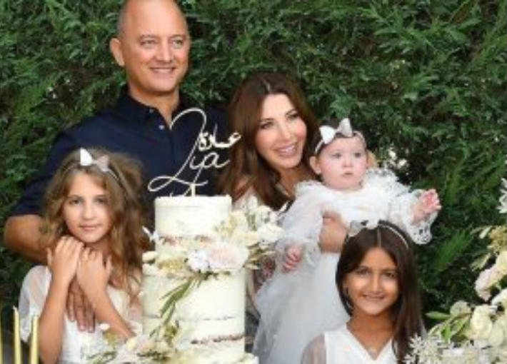 نانسي عجرم وعائلتها