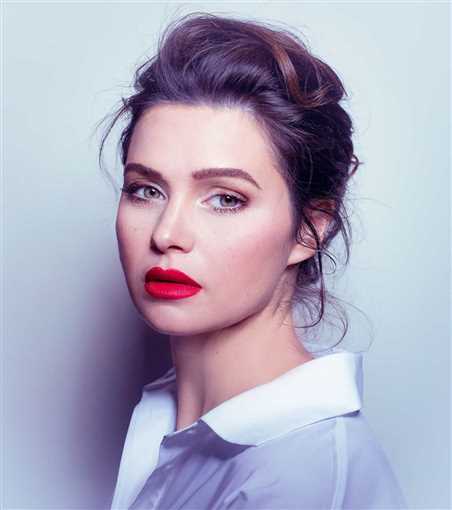 يسرا اللوزي