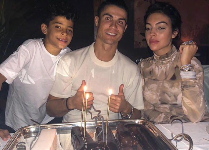 كريستيانو وعائلته