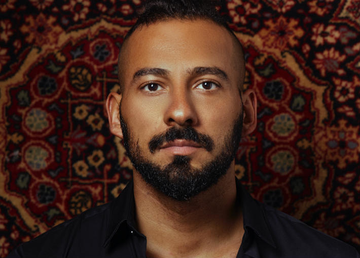 بهمان تافوسي مخرج فيلم THE NAMES OF THE FLOWERS