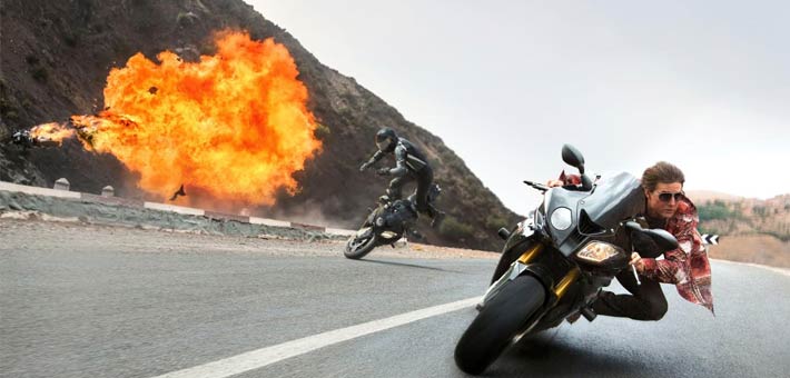 توم كروز في لقطة من الجزء الخامس من Mission Impossible