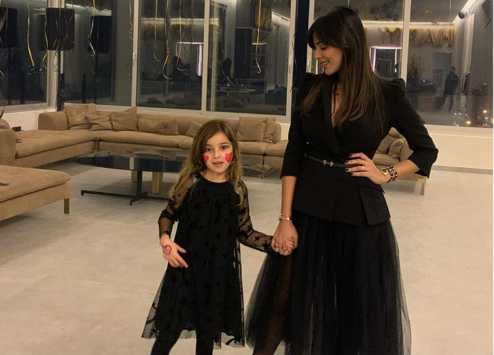 نادين نسيب نجيم وابنتها