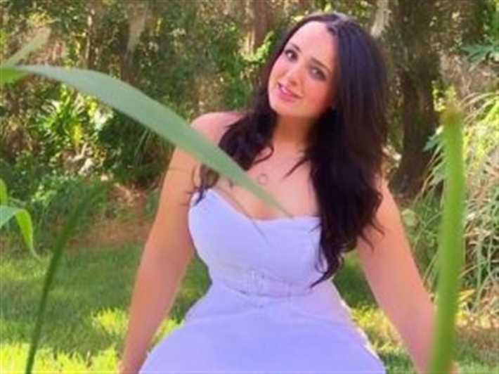 مي الخرسيتي