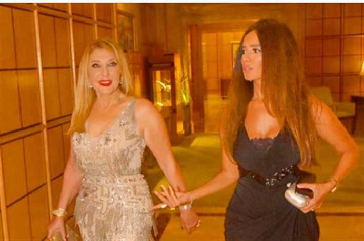 زينة ونادية الجندي