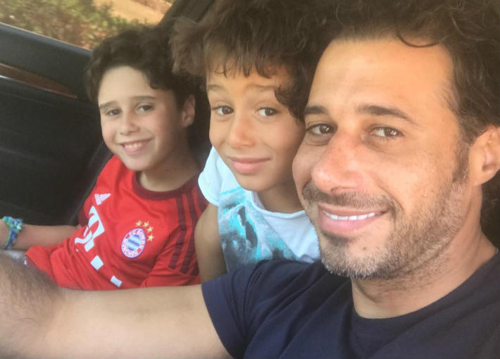 أحمد السعدني وأولاده