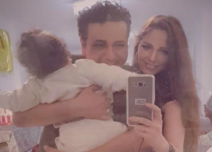 محمد رحيم وزوجته وابنه