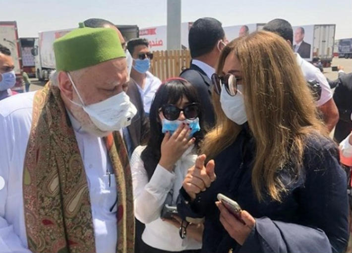 ليلى علوي وعلي جمعة